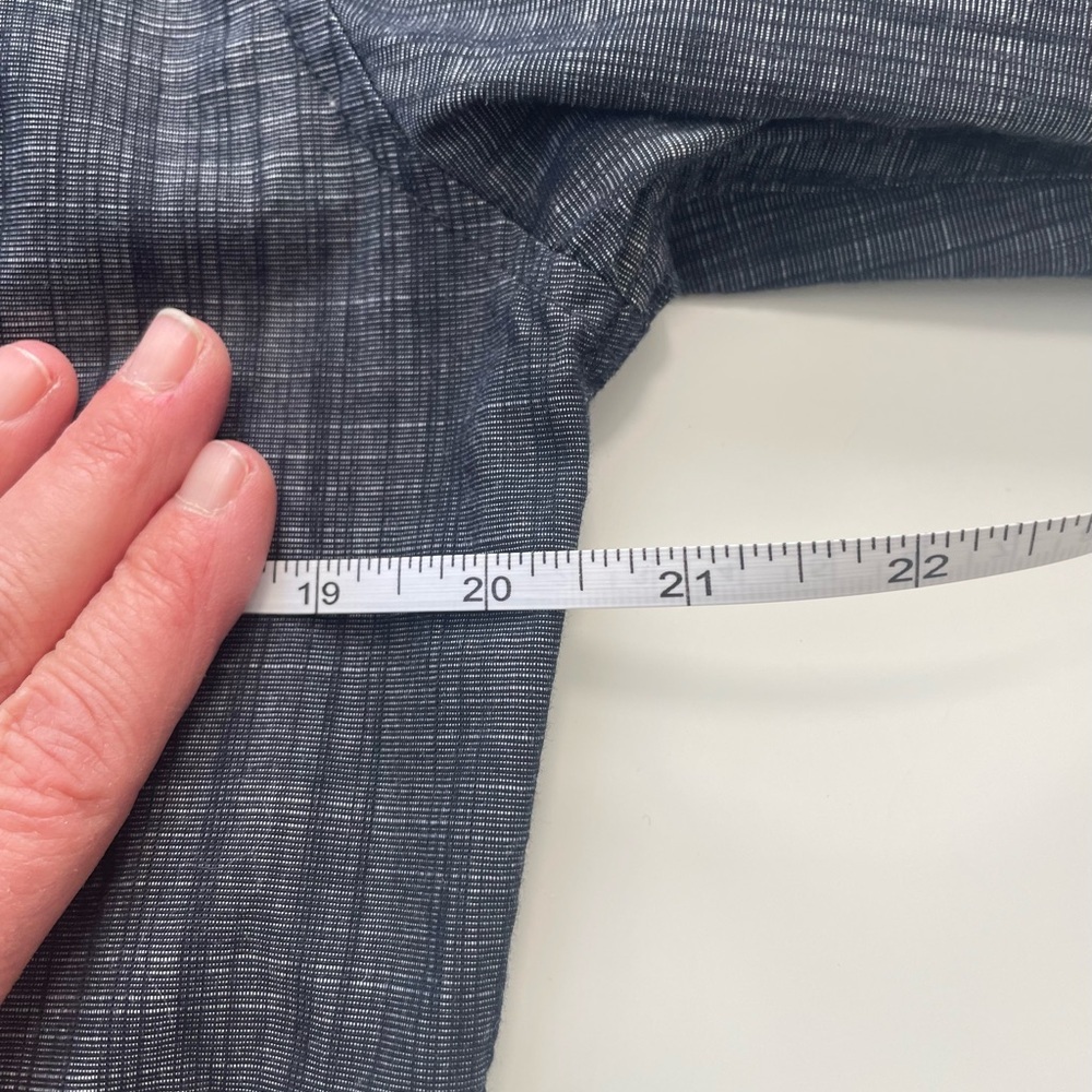 Beverly Hills Polo Club Gray Button-Down Shirt - Picture 4 of 6